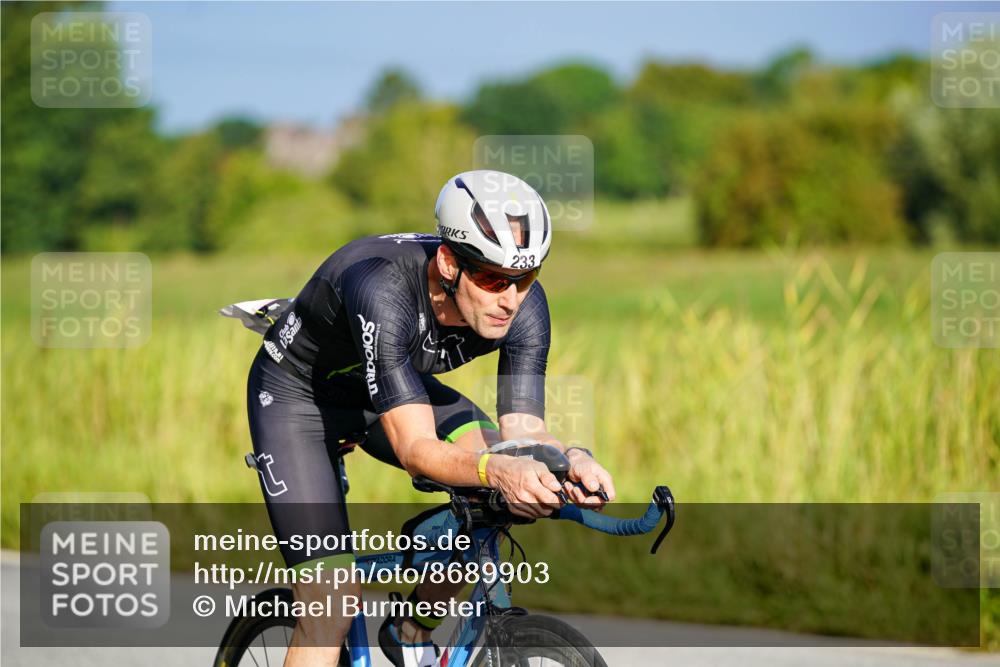 31.08.2025 - Elbe Triathlon Hamburg Michael Burmester http://msf.ph/oto/8689903 31.08.2025 08:46:37 Radfahren 233, 355 meine-sportfotos.de