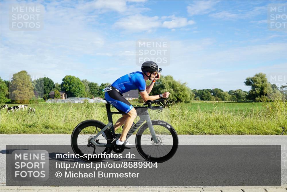 31.08.2025 - Elbe Triathlon Hamburg Michael Burmester http://msf.ph/oto/8689904 31.08.2025 09:30:51 Radfahren 176, 256, 332, 378, 476, 602, 756 meine-sportfotos.de