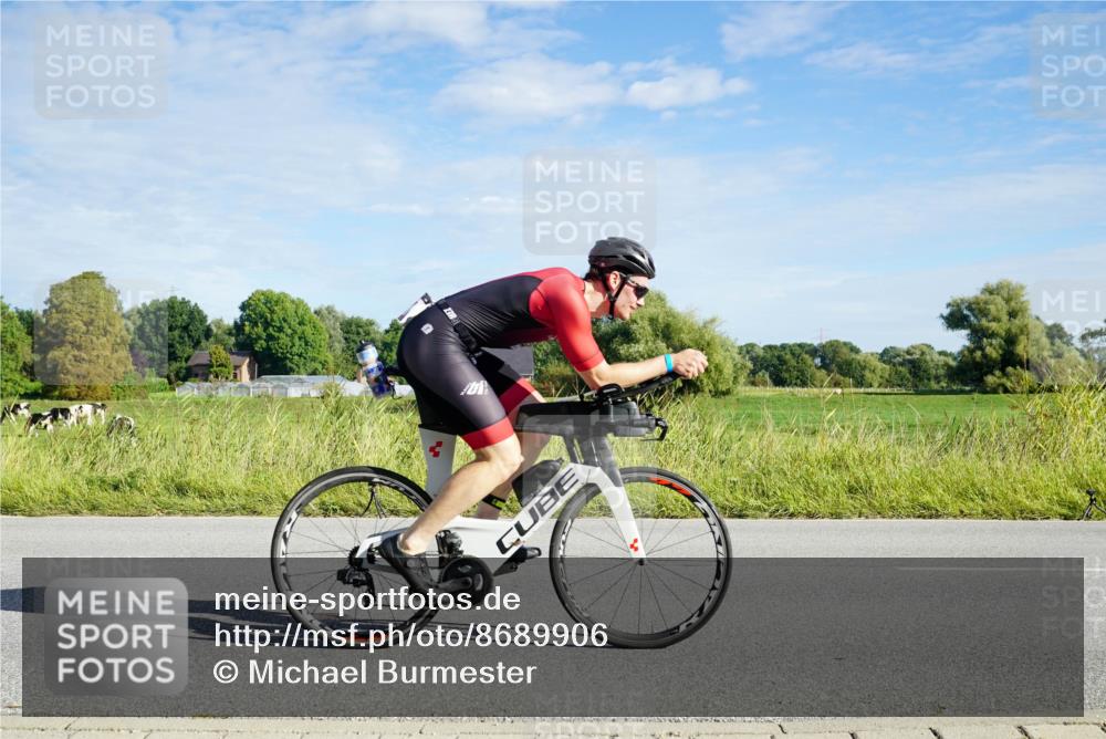 31.08.2025 - Elbe Triathlon Hamburg Michael Burmester http://msf.ph/oto/8689906 31.08.2025 09:30:52 Radfahren 176, 256, 332, 378, 476, 602, 756 meine-sportfotos.de