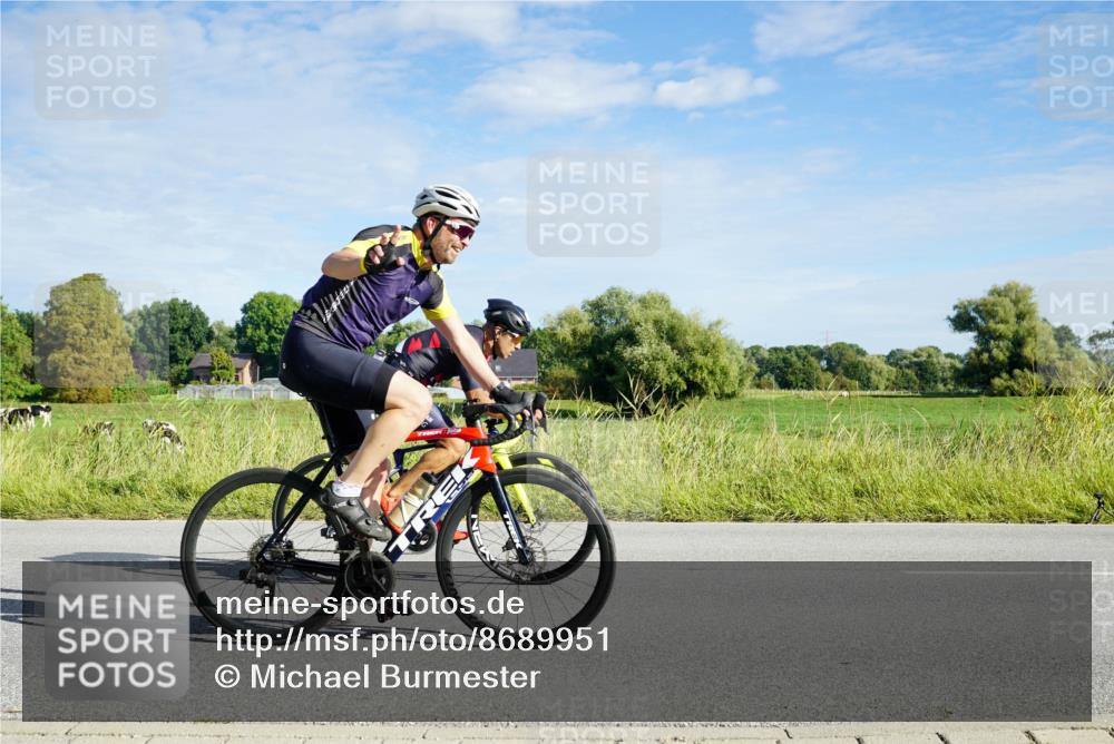 31.08.2025 - Elbe Triathlon Hamburg Michael Burmester http://msf.ph/oto/8689951 31.08.2025 09:31:41 Radfahren 244, 369, 657, 666 meine-sportfotos.de