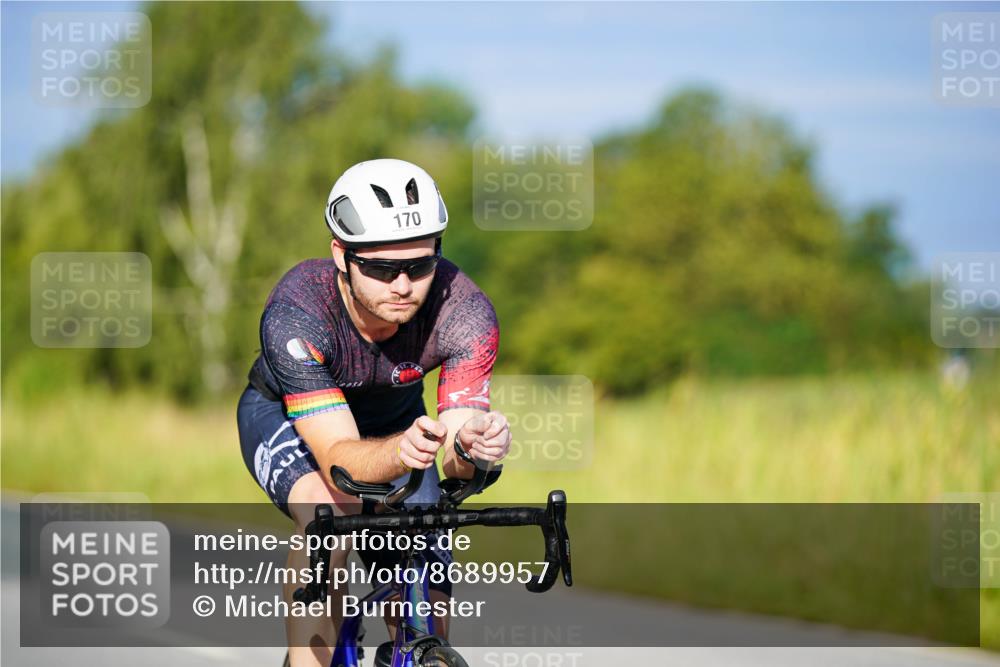 31.08.2025 - Elbe Triathlon Hamburg Michael Burmester http://msf.ph/oto/8689957 31.08.2025 08:48:14 Radfahren 170, 213, 224 meine-sportfotos.de