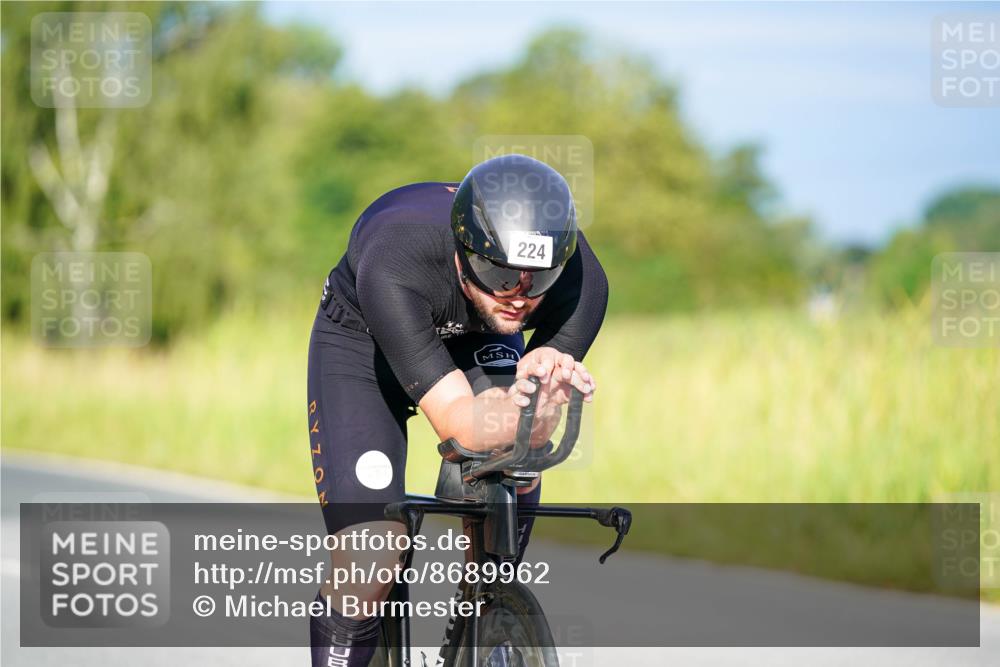 31.08.2025 - Elbe Triathlon Hamburg Michael Burmester http://msf.ph/oto/8689962 31.08.2025 08:48:18 Radfahren 224 meine-sportfotos.de