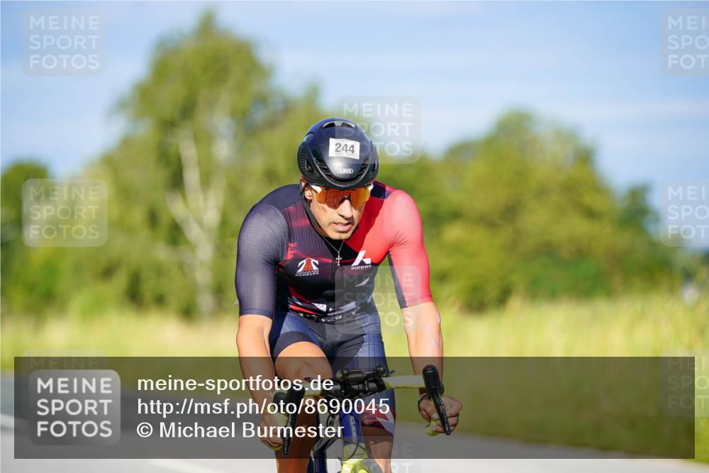 31.08.2025 - Elbe Triathlon Hamburg Michael Burmester http://msf.ph/oto/8690045 31.08.2025 08:50:03 Radfahren 244 meine-sportfotos.de