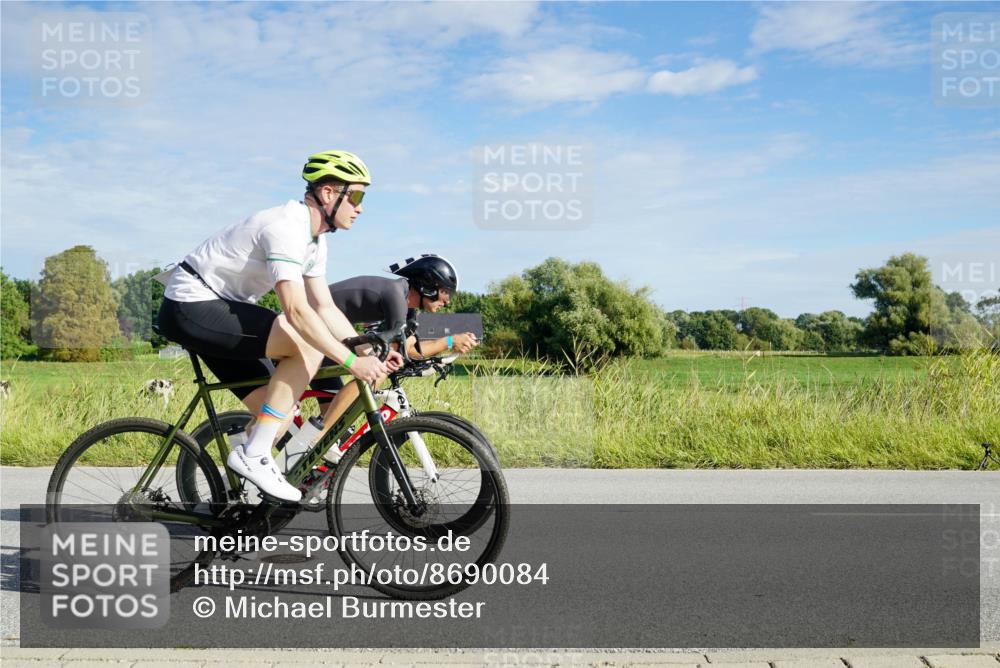 31.08.2025 - Elbe Triathlon Hamburg Michael Burmester http://msf.ph/oto/8690084 31.08.2025 09:34:04 Radfahren 319, 367, 416, 480, 515, 516, 545, 682, 696 meine-sportfotos.de