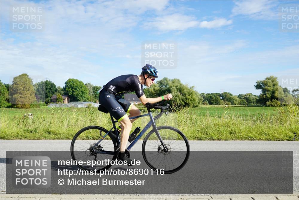 31.08.2025 - Elbe Triathlon Hamburg Michael Burmester http://msf.ph/oto/8690116 31.08.2025 09:34:51 Radfahren 375, 440, 441, 537, 568, 606 meine-sportfotos.de