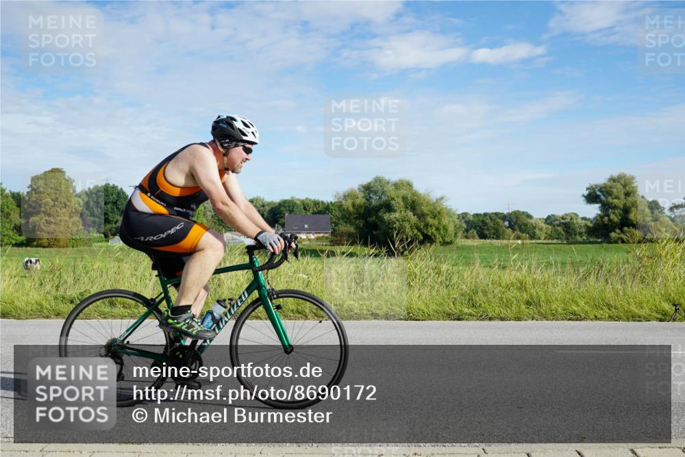 31.08.2025 - Elbe Triathlon Hamburg Michael Burmester http://msf.ph/oto/8690172 31.08.2025 09:35:38 Radfahren 222, 275, 614, 656, 693 meine-sportfotos.de