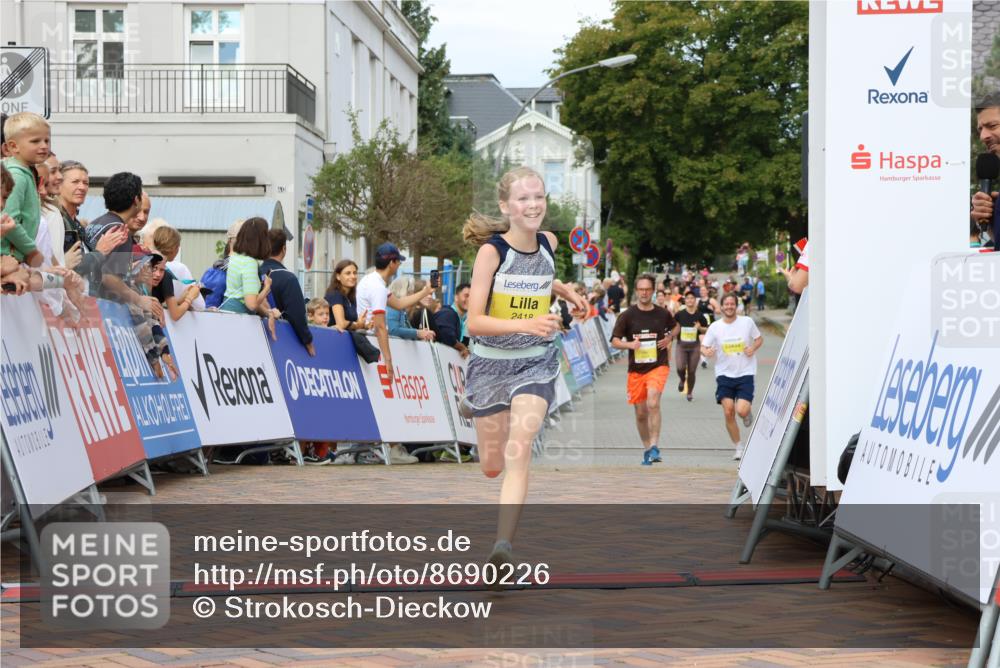 31.08.2025 - 21. Blankeneser Heldenlauf Strokosch-Dieckow http://msf.ph/oto/8690226 31.08.2025 10:32:13 Ziel 2418 meine-sportfotos.de