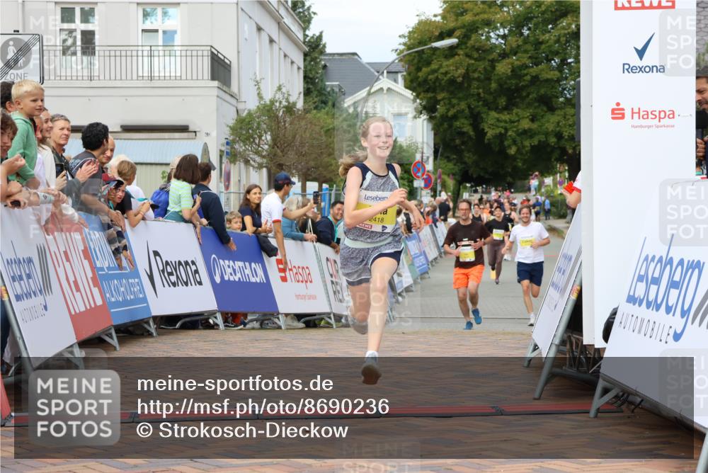 31.08.2025 - 21. Blankeneser Heldenlauf Strokosch-Dieckow http://msf.ph/oto/8690236 31.08.2025 10:32:13 Ziel 2418 meine-sportfotos.de