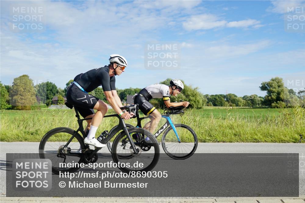 31.08.2025 - Elbe Triathlon Hamburg Michael Burmester http://msf.ph/oto/8690305 31.08.2025 09:37:56 Radfahren 252, 351, 379, 435, 456, 540, 551, 554, 597 meine-sportfotos.de