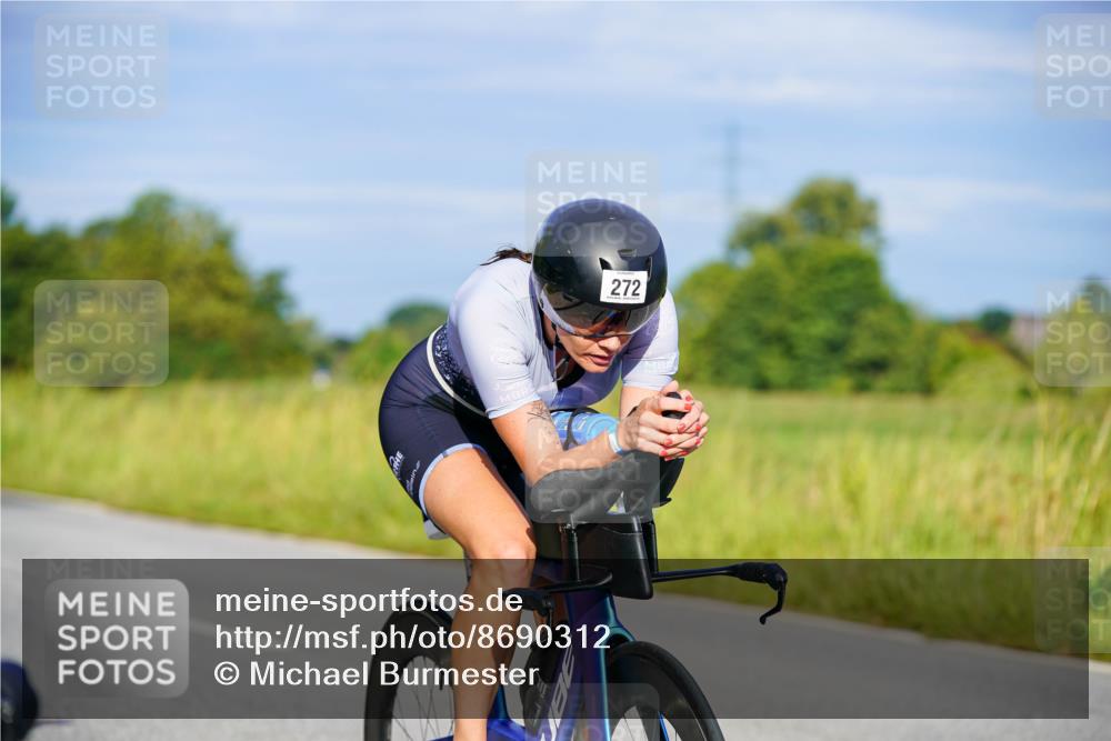 31.08.2025 - Elbe Triathlon Hamburg Michael Burmester http://msf.ph/oto/8690312 31.08.2025 08:53:34 Radfahren 219, 270, 272, 340, 344 meine-sportfotos.de