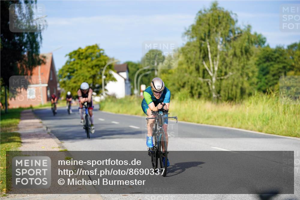 31.08.2025 - Elbe Triathlon Hamburg Michael Burmester http://msf.ph/oto/8690337 31.08.2025 08:53:42 Radfahren 242, 252, 270, 283, 342 meine-sportfotos.de