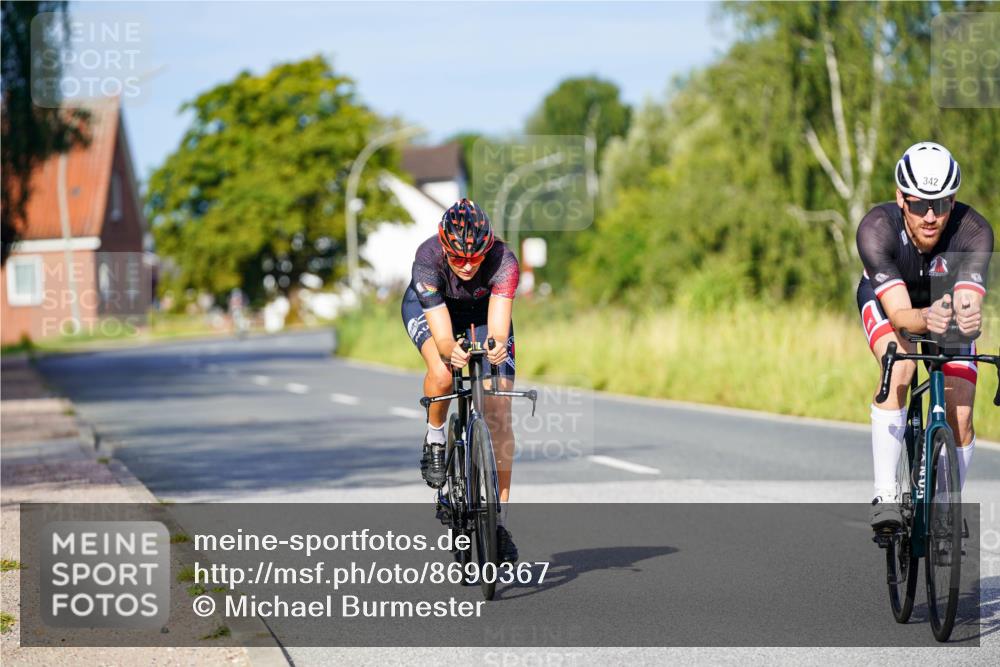 31.08.2025 - Elbe Triathlon Hamburg Michael Burmester http://msf.ph/oto/8690367 31.08.2025 08:53:48 Radfahren 252, 342 meine-sportfotos.de