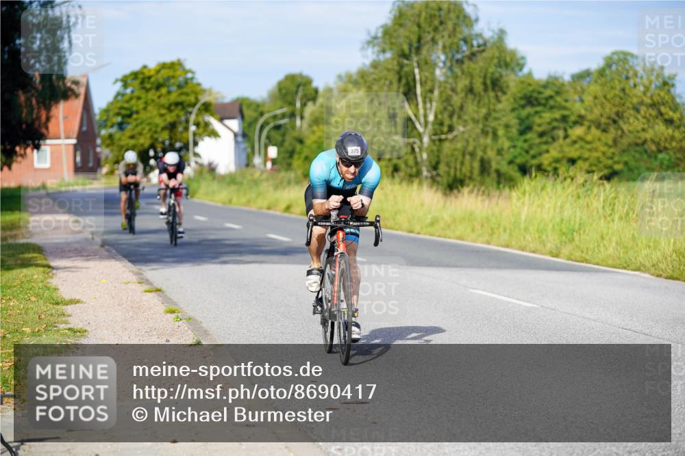 31.08.2025 - Elbe Triathlon Hamburg Michael Burmester http://msf.ph/oto/8690417 31.08.2025 08:54:16 Radfahren 208, 211, 257, 375 meine-sportfotos.de