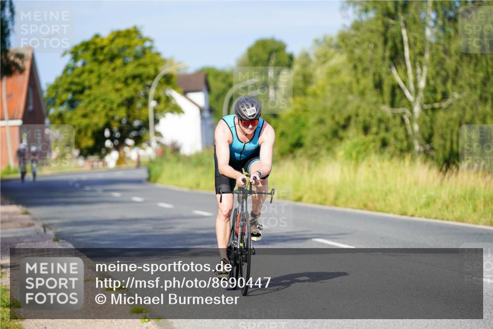 31.08.2025 - Elbe Triathlon Hamburg Michael Burmester http://msf.ph/oto/8690447 31.08.2025 08:54:48 Radfahren 376 meine-sportfotos.de