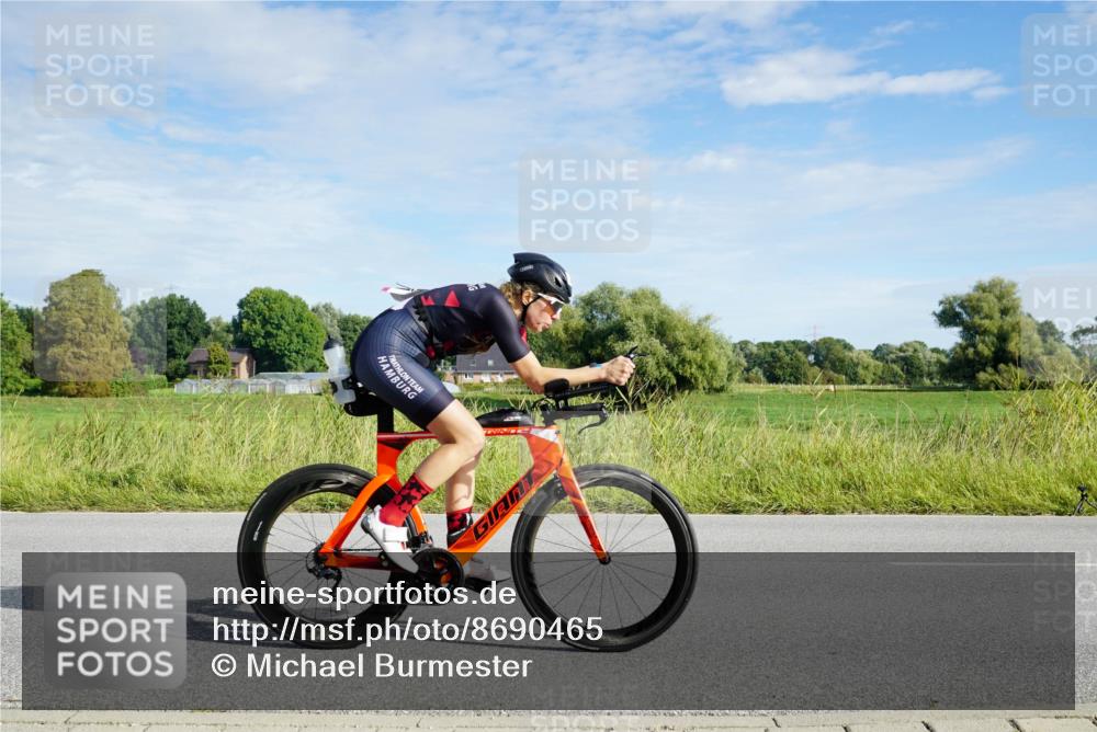 31.08.2025 - Elbe Triathlon Hamburg Michael Burmester http://msf.ph/oto/8690465 31.08.2025 09:40:22 Radfahren 279, 288, 301, 406, 459, 462, 625, 627 meine-sportfotos.de