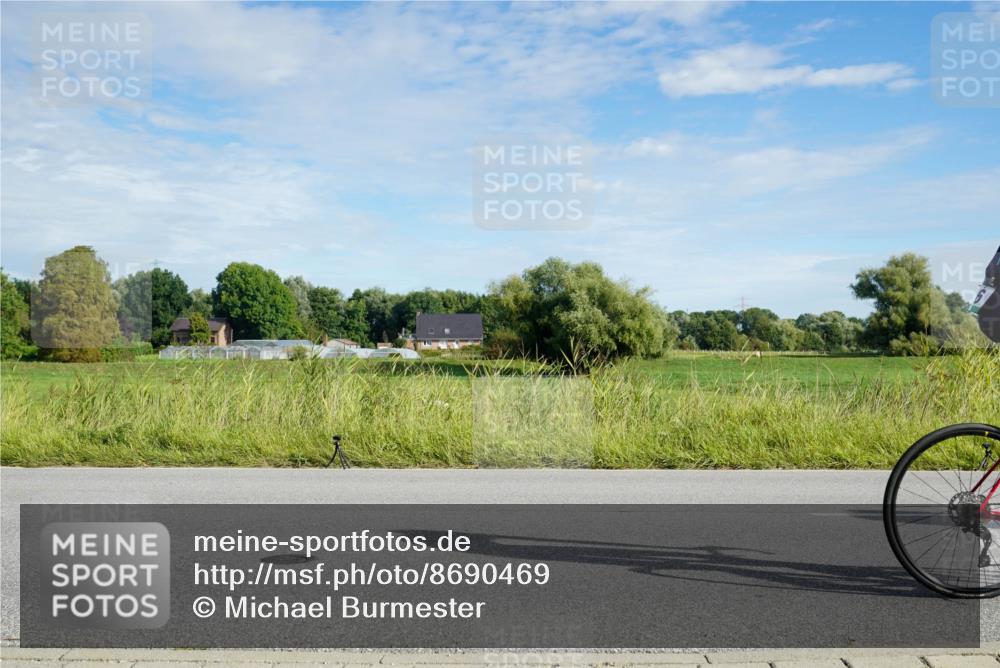 31.08.2025 - Elbe Triathlon Hamburg Michael Burmester http://msf.ph/oto/8690469 31.08.2025 09:40:24 Radfahren 279, 288, 301, 406, 462, 625, 627 meine-sportfotos.de