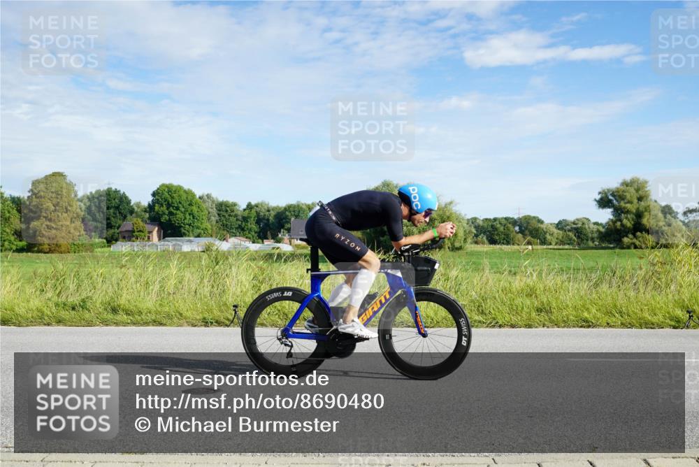 31.08.2025 - Elbe Triathlon Hamburg Michael Burmester http://msf.ph/oto/8690480 31.08.2025 09:40:35 Radfahren 535, 805 meine-sportfotos.de