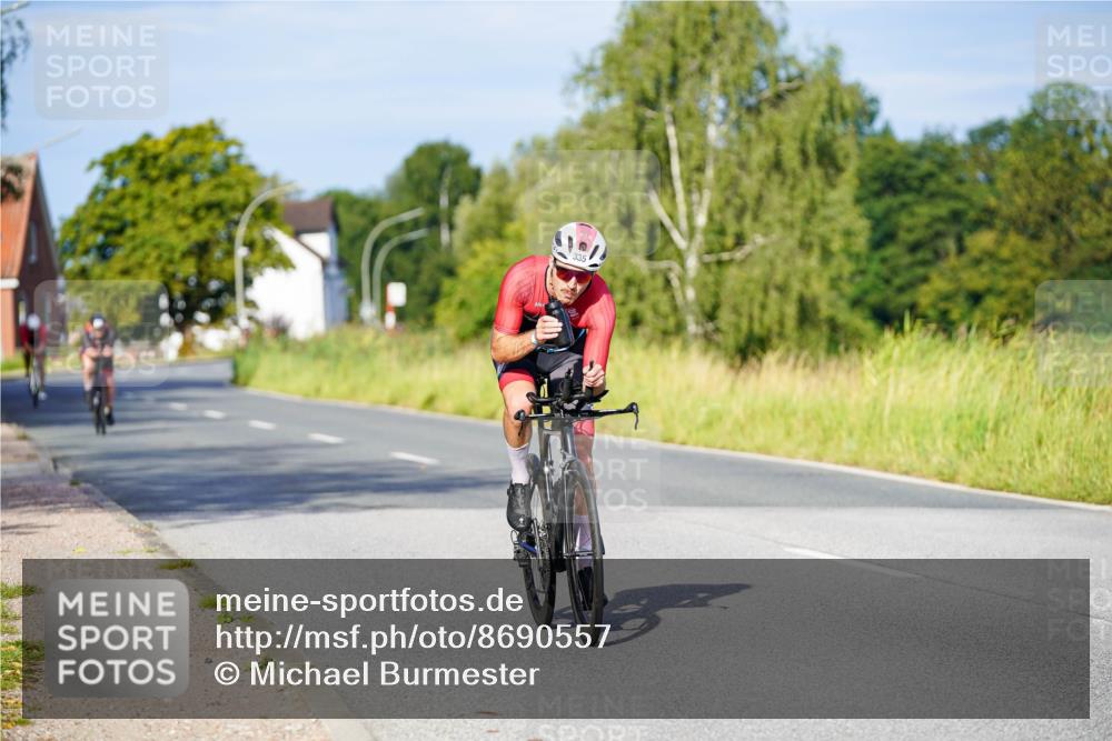 31.08.2025 - Elbe Triathlon Hamburg Michael Burmester http://msf.ph/oto/8690557 31.08.2025 08:55:45 Radfahren 237, 279, 331, 335 meine-sportfotos.de