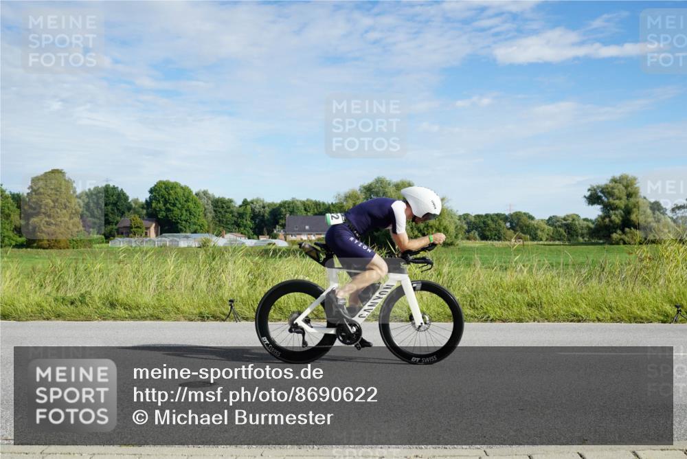 31.08.2025 - Elbe Triathlon Hamburg Michael Burmester http://msf.ph/oto/8690622 31.08.2025 09:42:51 Radfahren 268, 311, 438, 486, 490, 505, 522, 629, 648, 665, 715, 882, 893 meine-sportfotos.de