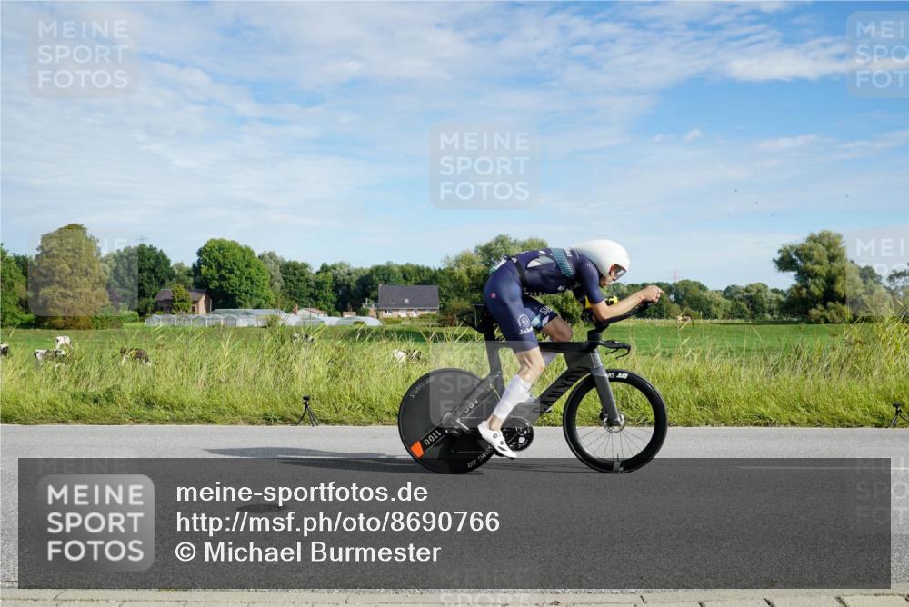 31.08.2025 - Elbe Triathlon Hamburg Michael Burmester http://msf.ph/oto/8690766 31.08.2025 09:46:09 Radfahren 463, 553, 600, 740, 803, 820, 876, 906 meine-sportfotos.de
