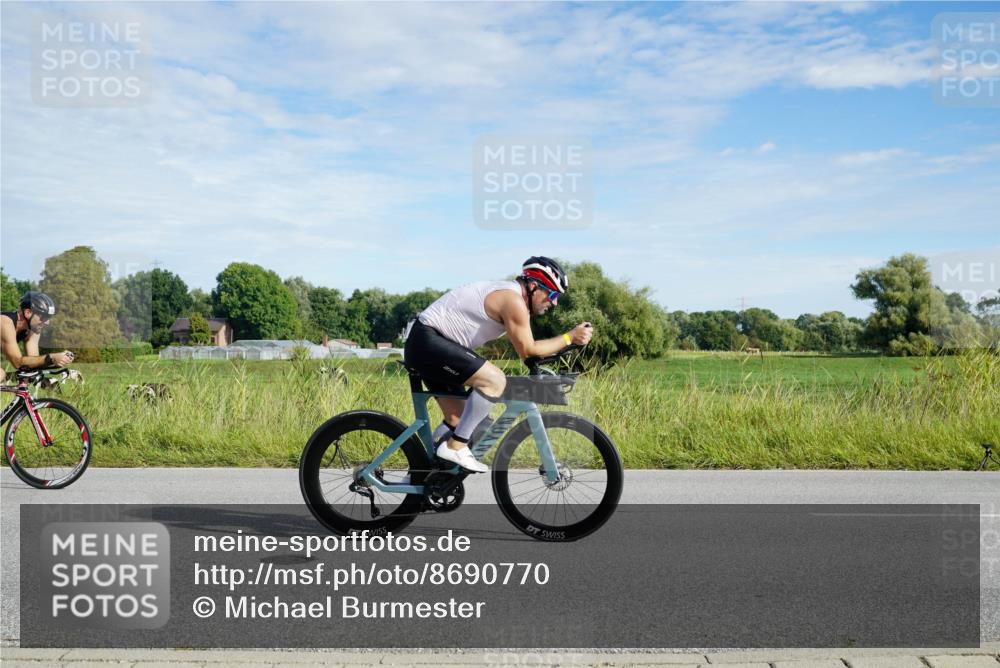 31.08.2025 - Elbe Triathlon Hamburg Michael Burmester http://msf.ph/oto/8690770 31.08.2025 09:46:20 Radfahren 280, 286, 420, 635, 684, 694, 707, 717, 859 meine-sportfotos.de