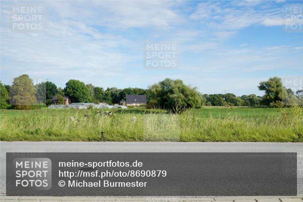 31.08.2025 - Elbe Triathlon Hamburg Michael Burmester http://msf.ph/oto/8690879 31.08.2025 09:48:38 Radfahren 322, 441, 696, 878 meine-sportfotos.de