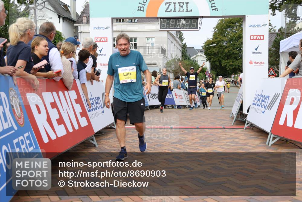 31.08.2025 - 21. Blankeneser Heldenlauf Strokosch-Dieckow http://msf.ph/oto/8690903 31.08.2025 10:26:43 Ziel 2022, 2706, 2057, 2013, 2648, 2007, 2607, 2646, 2487, 2354, 2296 meine-sportfotos.de