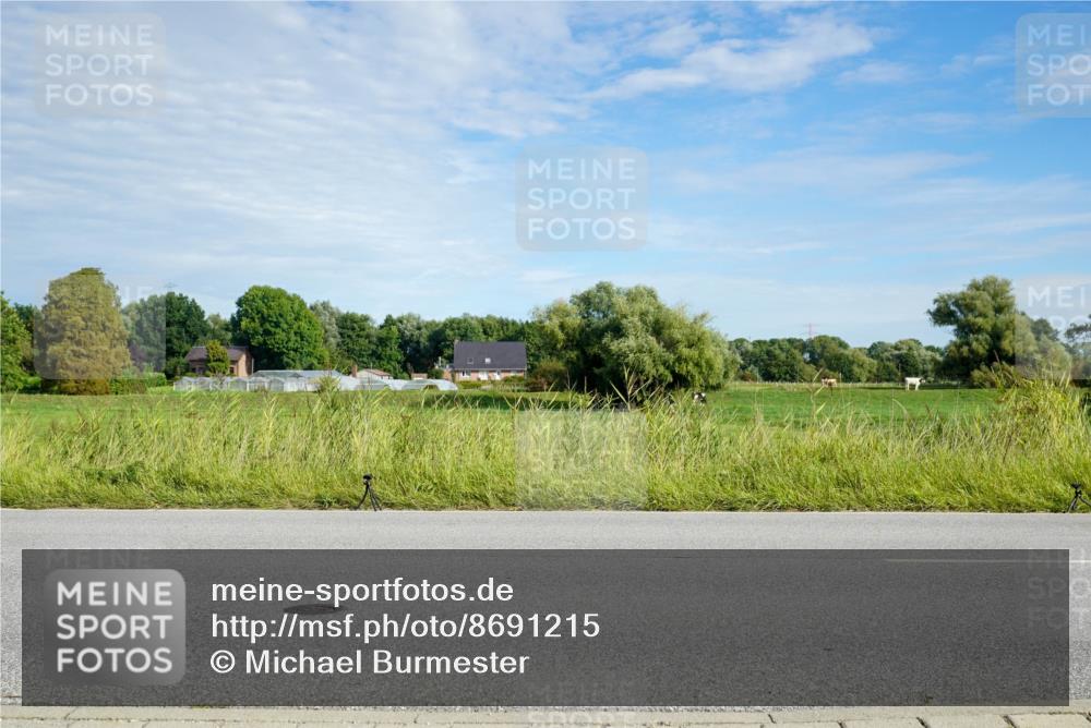 31.08.2025 - Elbe Triathlon Hamburg Michael Burmester http://msf.ph/oto/8691215 31.08.2025 09:56:26 Radfahren 395, 550, 673, 748, 774, 929 meine-sportfotos.de