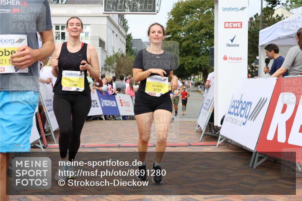 31.08.2025 - 21. Blankeneser Heldenlauf Strokosch-Dieckow http://msf.ph/oto/8691280 31.08.2025 10:26:06 Ziel 2736, 2777, 2342, 2671, 2193, 2447, 2119, 2118 meine-sportfotos.de