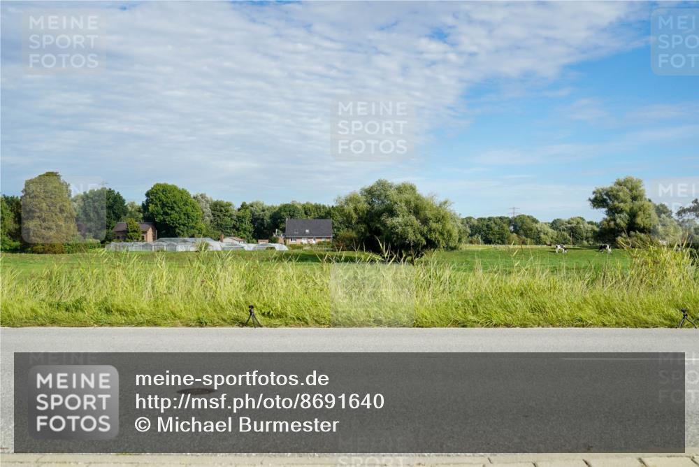 31.08.2025 - Elbe Triathlon Hamburg Michael Burmester http://msf.ph/oto/8691640 31.08.2025 10:08:38 Radfahren 502, 805, 806, 890 meine-sportfotos.de