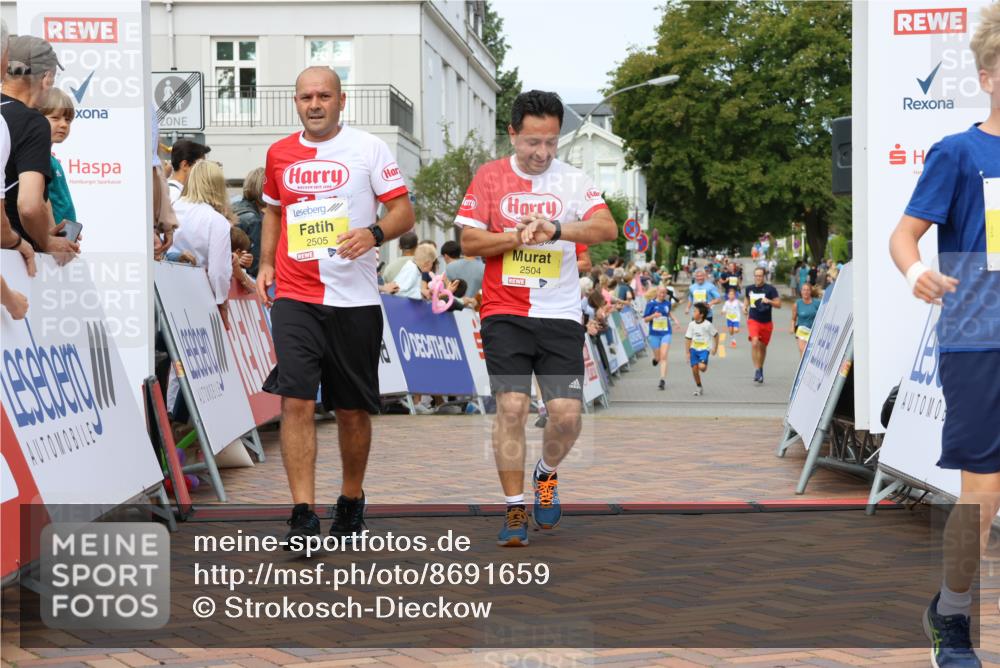 31.08.2025 - 21. Blankeneser Heldenlauf Strokosch-Dieckow http://msf.ph/oto/8691659 31.08.2025 10:25:27 Ziel 2541, 2636, 2363, 2367, 2505, 2504 meine-sportfotos.de