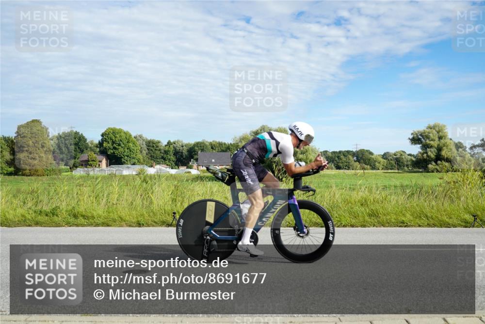 31.08.2025 - Elbe Triathlon Hamburg Michael Burmester http://msf.ph/oto/8691677 31.08.2025 10:10:27 Radfahren 631, 680, 715, 716, 809, 829, 910 meine-sportfotos.de