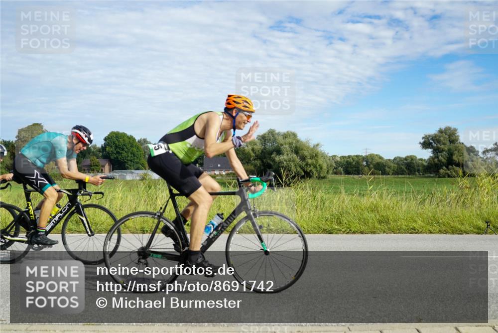 31.08.2025 - Elbe Triathlon Hamburg Michael Burmester http://msf.ph/oto/8691742 31.08.2025 10:12:51 Radfahren 664, 669, 700, 712, 722, 737, 745, 775 meine-sportfotos.de