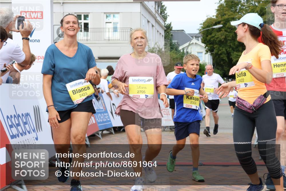 31.08.2025 - 21. Blankeneser Heldenlauf Strokosch-Dieckow http://msf.ph/oto/8691964 31.08.2025 10:29:51 Ziel 2322, 2248, 2250, 2423, 2422, 2705, 2455, 2545, 2544, 2514, 2603, 2602, 2532, 2334 meine-sportfotos.de