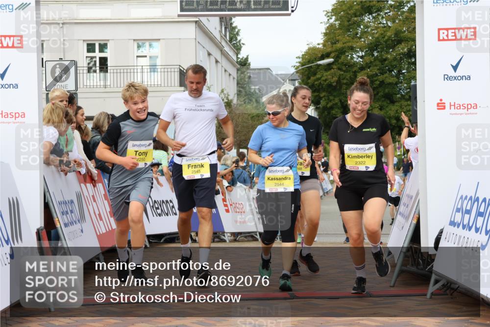 31.08.2025 - 21. Blankeneser Heldenlauf Strokosch-Dieckow http://msf.ph/oto/8692076 31.08.2025 10:29:45 Ziel 2491, 2683, 2322, 2248, 2250, 2578, 2423, 2422, 2705, 2426, 2455, 2545, 2544, 2514, 2532, 2334 meine-sportfotos.de