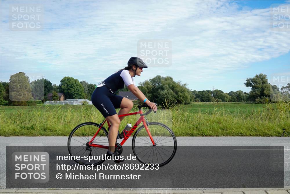 31.08.2025 - Elbe Triathlon Hamburg Michael Burmester http://msf.ph/oto/8692233 31.08.2025 10:28:47 Radfahren 701, 852, 991, 1219 meine-sportfotos.de