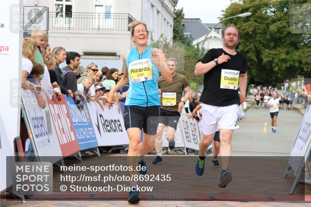 31.08.2025 - 21. Blankeneser Heldenlauf Strokosch-Dieckow http://msf.ph/oto/8692435 31.08.2025 10:29:08 Ziel 2246, 2035, 2457, 2212, 2230, 2391, 2091, 2089 meine-sportfotos.de