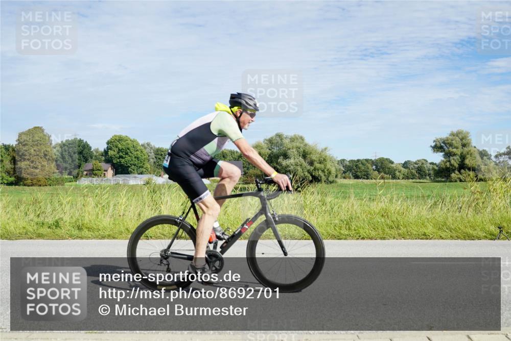 31.08.2025 - Elbe Triathlon Hamburg Michael Burmester http://msf.ph/oto/8692701 31.08.2025 10:43:49 Radfahren 890, 980, 1121, 1202, 1283, 1344 meine-sportfotos.de