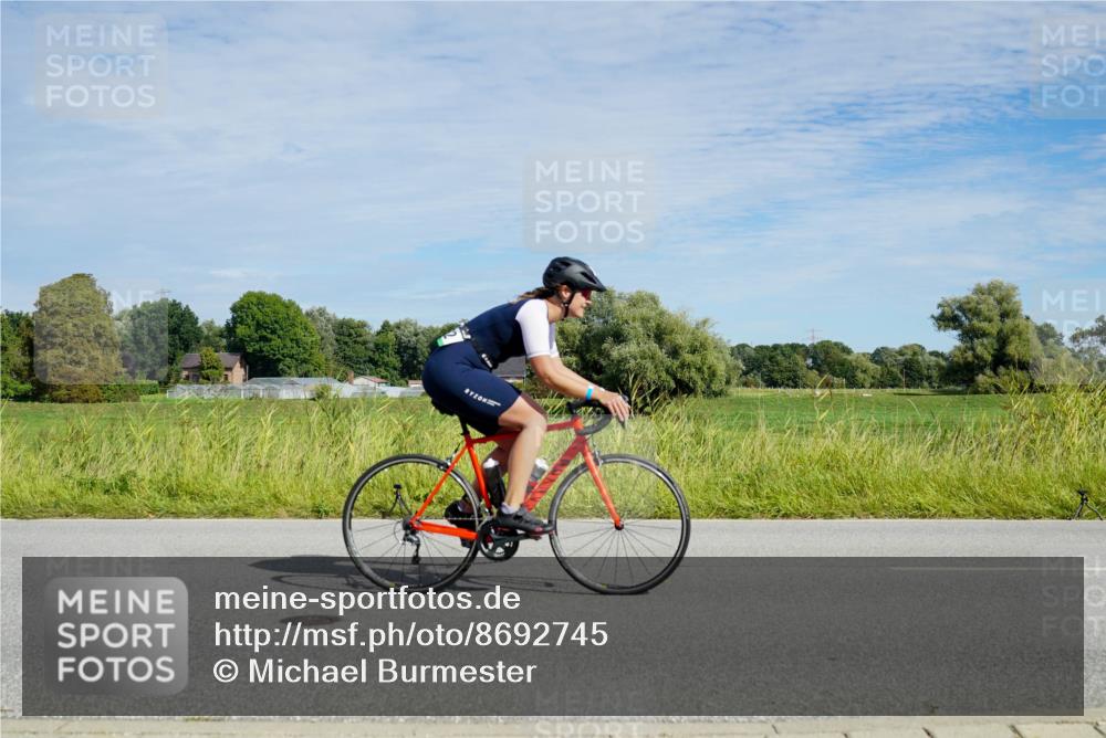 31.08.2025 - Elbe Triathlon Hamburg Michael Burmester http://msf.ph/oto/8692745 31.08.2025 10:45:29 Radfahren 852, 936, 1027, 1319, 1337 meine-sportfotos.de