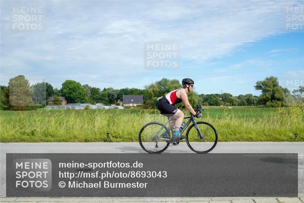 31.08.2025 - Elbe Triathlon Hamburg Michael Burmester http://msf.ph/oto/8693043 31.08.2025 10:56:46 Radfahren 1166, 1250, 1301, 1383, 1430, 1603 meine-sportfotos.de