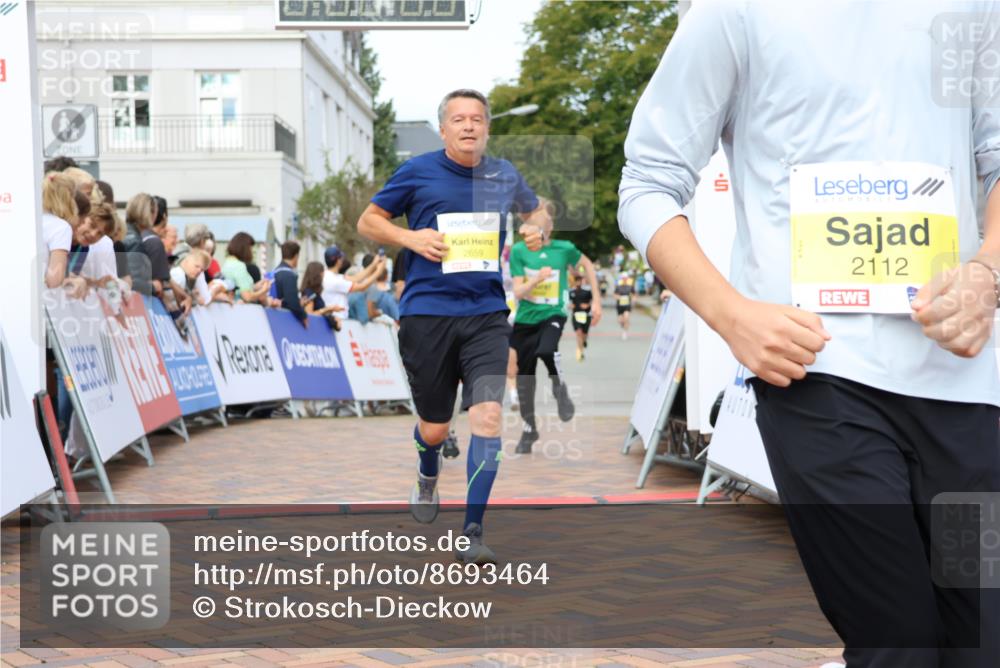 31.08.2025 - 21. Blankeneser Heldenlauf Strokosch-Dieckow http://msf.ph/oto/8693464 31.08.2025 10:28:02 Ziel 2112, 2068, 2067, 2741, 2343, 2659, 2261 meine-sportfotos.de