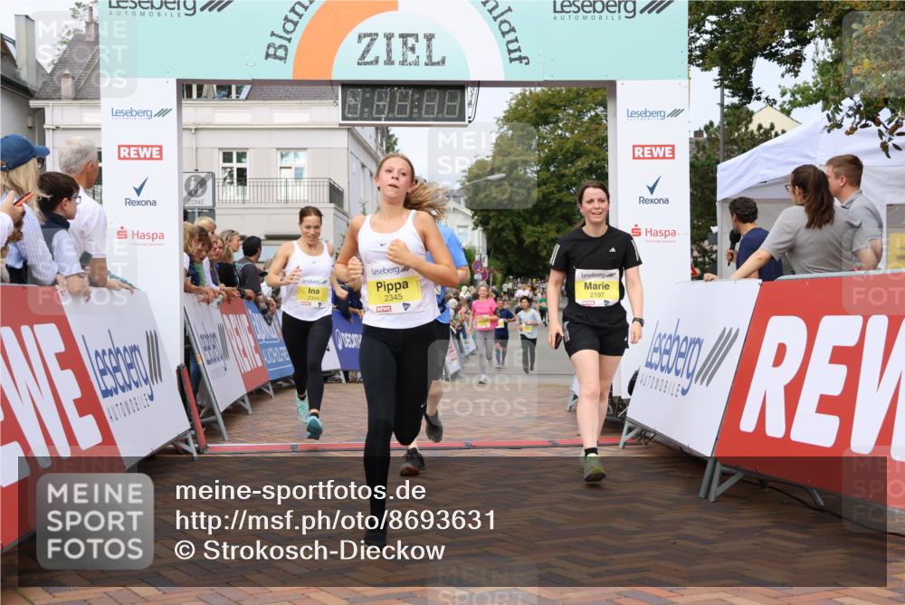 31.08.2025 - 21. Blankeneser Heldenlauf Strokosch-Dieckow http://msf.ph/oto/8693631 31.08.2025 10:27:54 Ziel 2577, 2775, 2425, 2345, 2344, 2343, 2402, 2197 meine-sportfotos.de