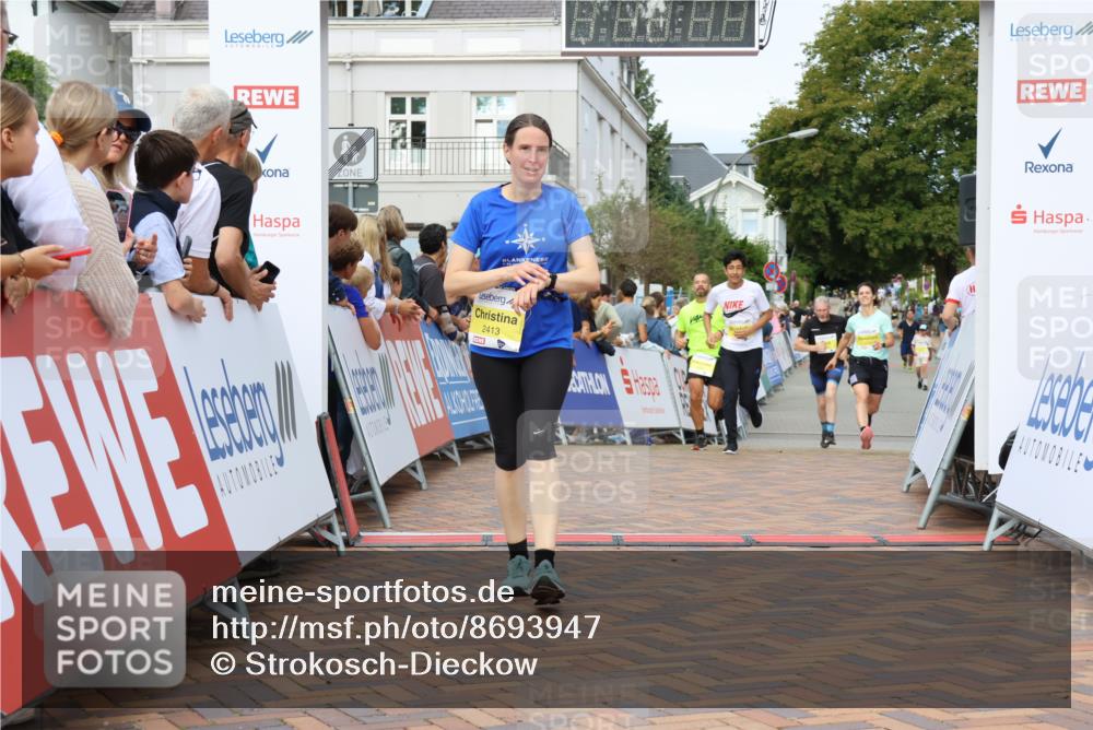 31.08.2025 - 21. Blankeneser Heldenlauf Strokosch-Dieckow http://msf.ph/oto/8693947 31.08.2025 10:27:14 Ziel 2111, 2150, 2236, 2205, 2521, 2517, 2204, 2413, 2559 meine-sportfotos.de