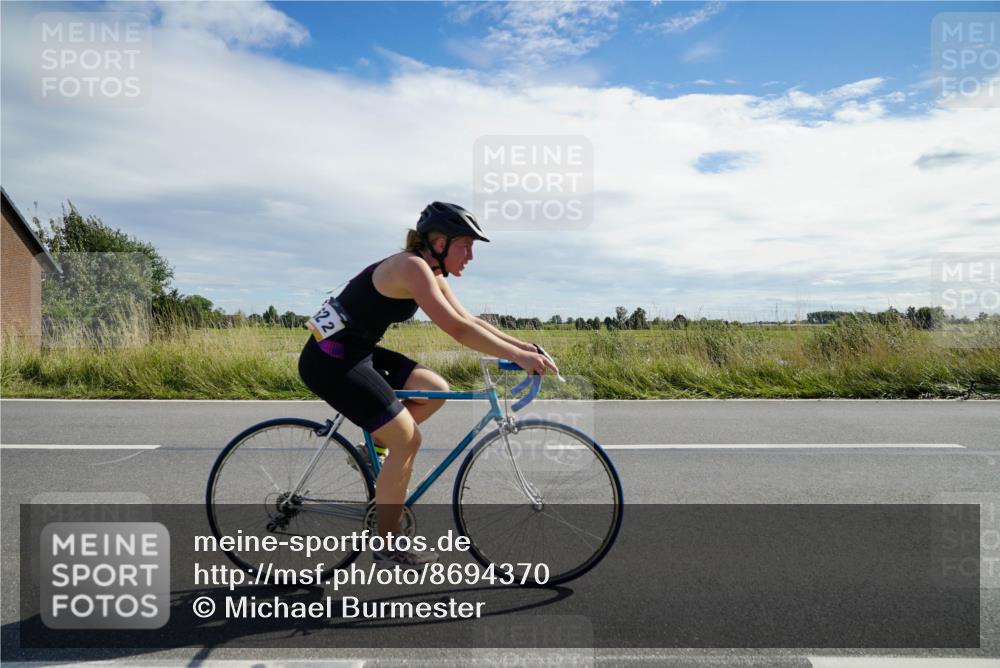 31.08.2025 - Elbe Triathlon Hamburg Michael Burmester http://msf.ph/oto/8694370 31.08.2025 14:56:16 Radfahren  meine-sportfotos.de