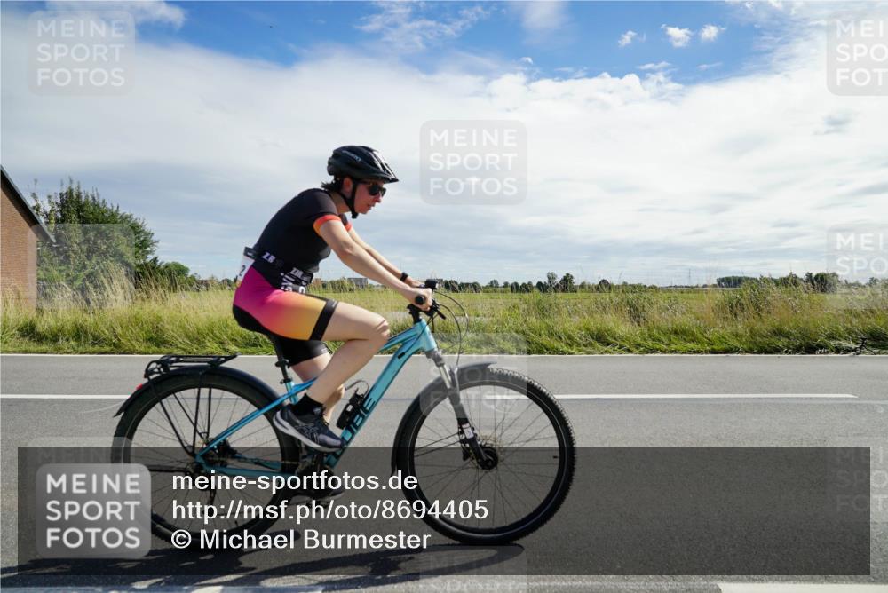 31.08.2025 - Elbe Triathlon Hamburg Michael Burmester http://msf.ph/oto/8694405 31.08.2025 14:58:59 Radfahren  meine-sportfotos.de