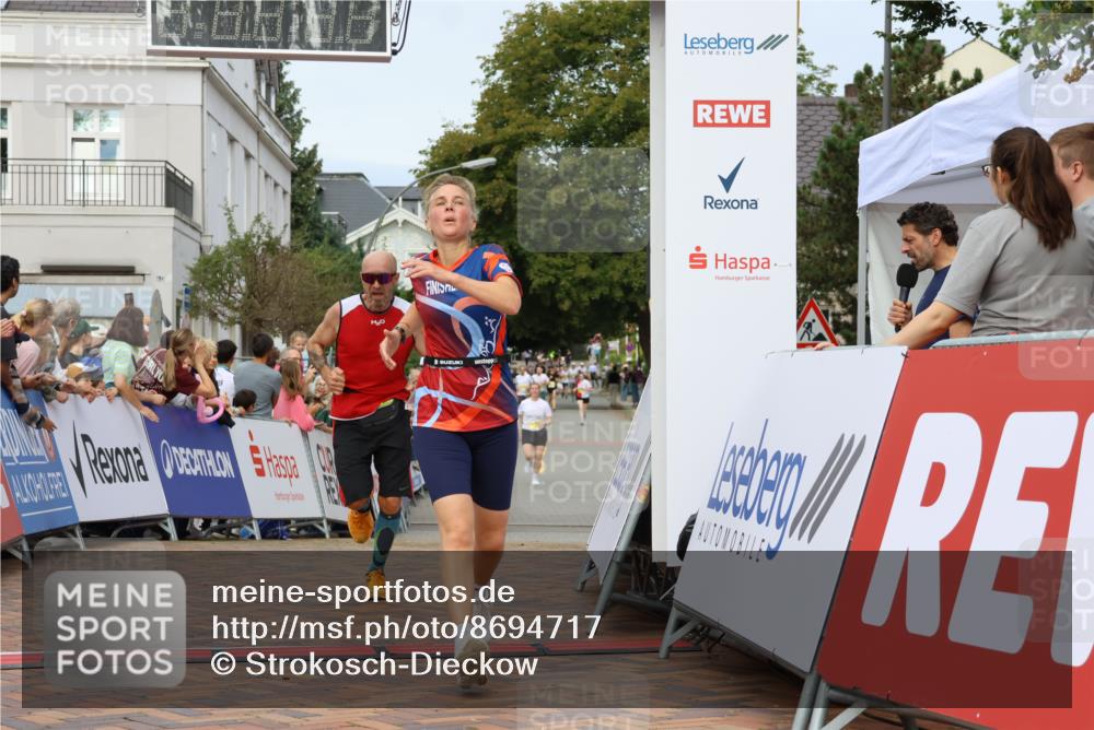 31.08.2025 - 21. Blankeneser Heldenlauf Strokosch-Dieckow http://msf.ph/oto/8694717 31.08.2025 10:26:13 Ziel 2736, 2777, 2046, 2671, 2564, 2447 meine-sportfotos.de