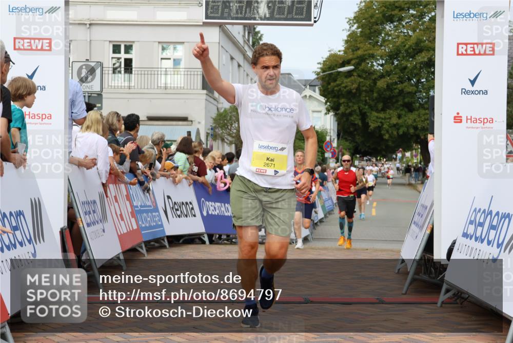 31.08.2025 - 21. Blankeneser Heldenlauf Strokosch-Dieckow http://msf.ph/oto/8694797 31.08.2025 10:26:10 Ziel 2736, 2777, 2046, 2671, 2564, 2447, 2119, 2118 meine-sportfotos.de
