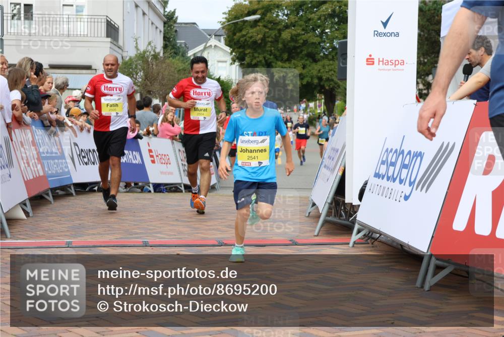31.08.2025 - 21. Blankeneser Heldenlauf Strokosch-Dieckow http://msf.ph/oto/8695200 31.08.2025 10:25:25 Ziel 2541, 2636, 2367, 2505, 2504 meine-sportfotos.de
