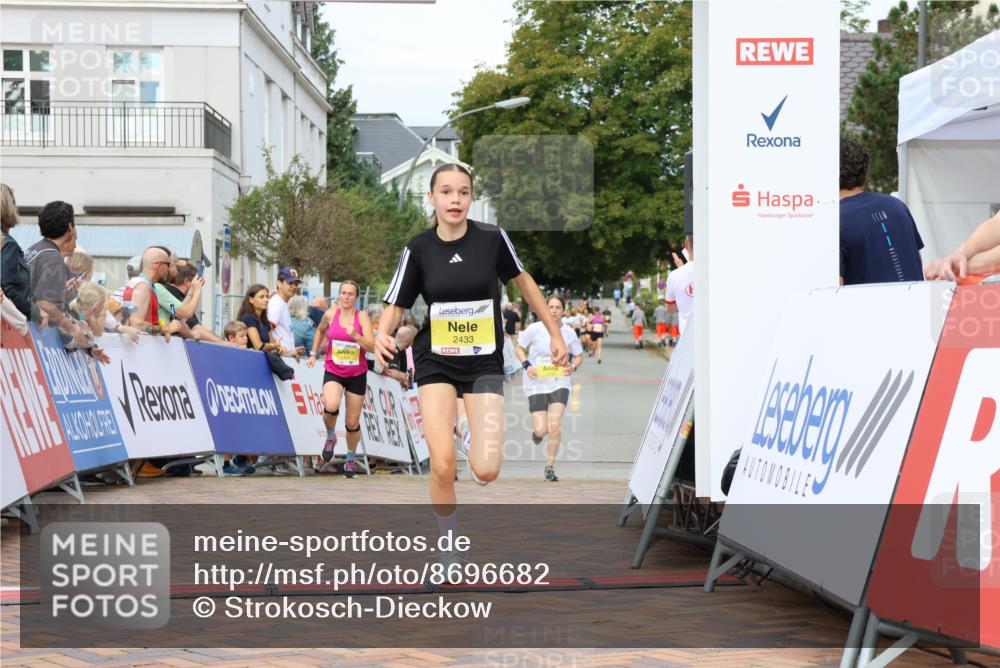 31.08.2025 - 21. Blankeneser Heldenlauf Strokosch-Dieckow http://msf.ph/oto/8696682 31.08.2025 10:33:12 Ziel 2304, 2433, 2388, 2430, 2658 meine-sportfotos.de