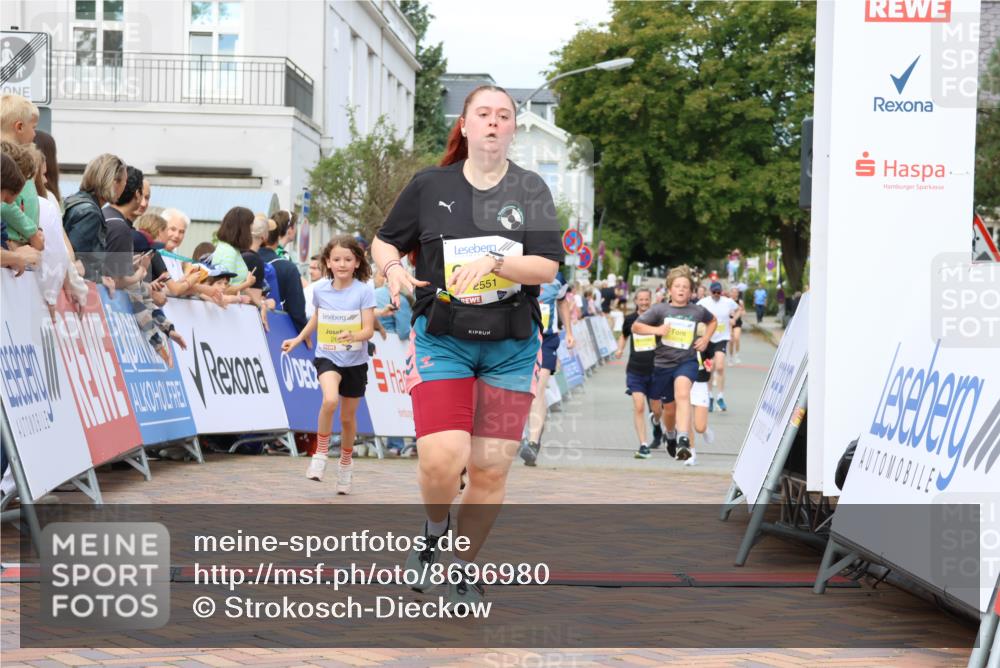 31.08.2025 - 21. Blankeneser Heldenlauf Strokosch-Dieckow http://msf.ph/oto/8696980 31.08.2025 10:31:20 Ziel 2551, 2776, 2307, 2649, 2647, 2399, 2103, 2274 meine-sportfotos.de